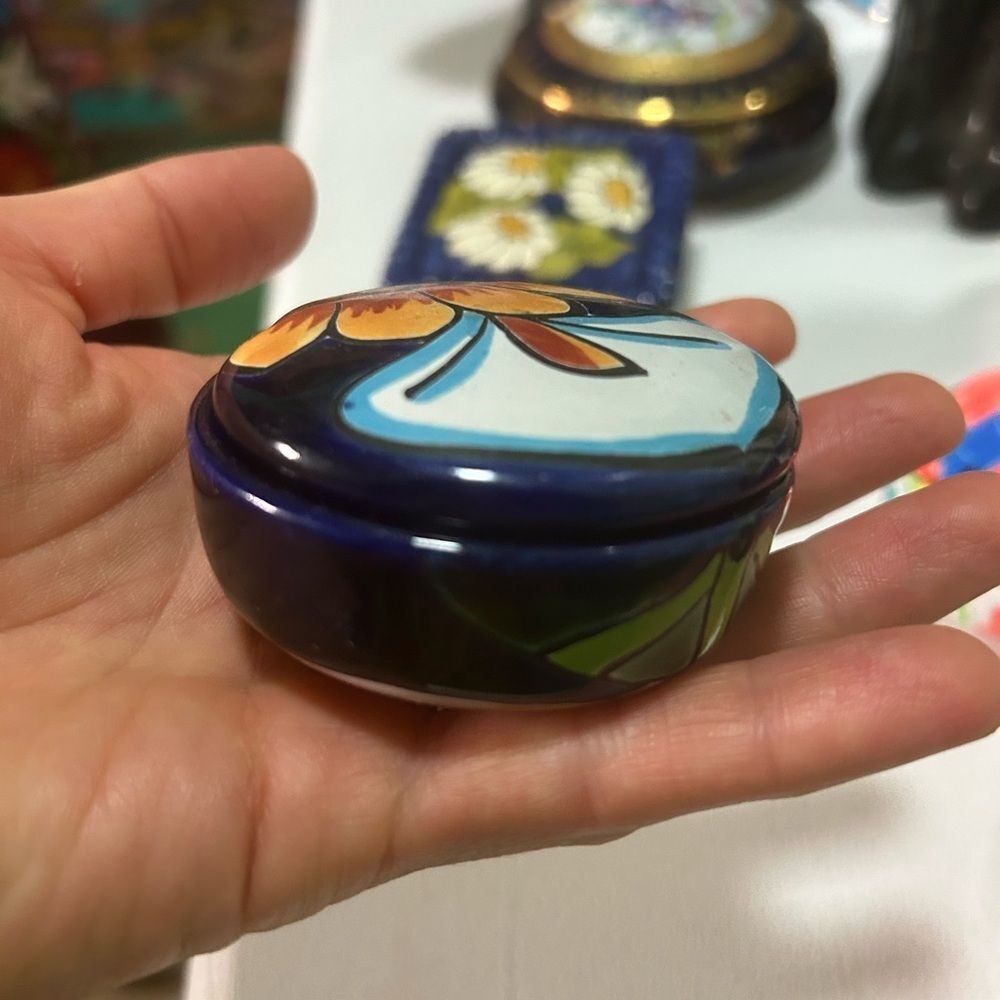Handcrafted Floral Ceramic Small Trinket Box - Multicolor 2.5" - Picture 7 of 16